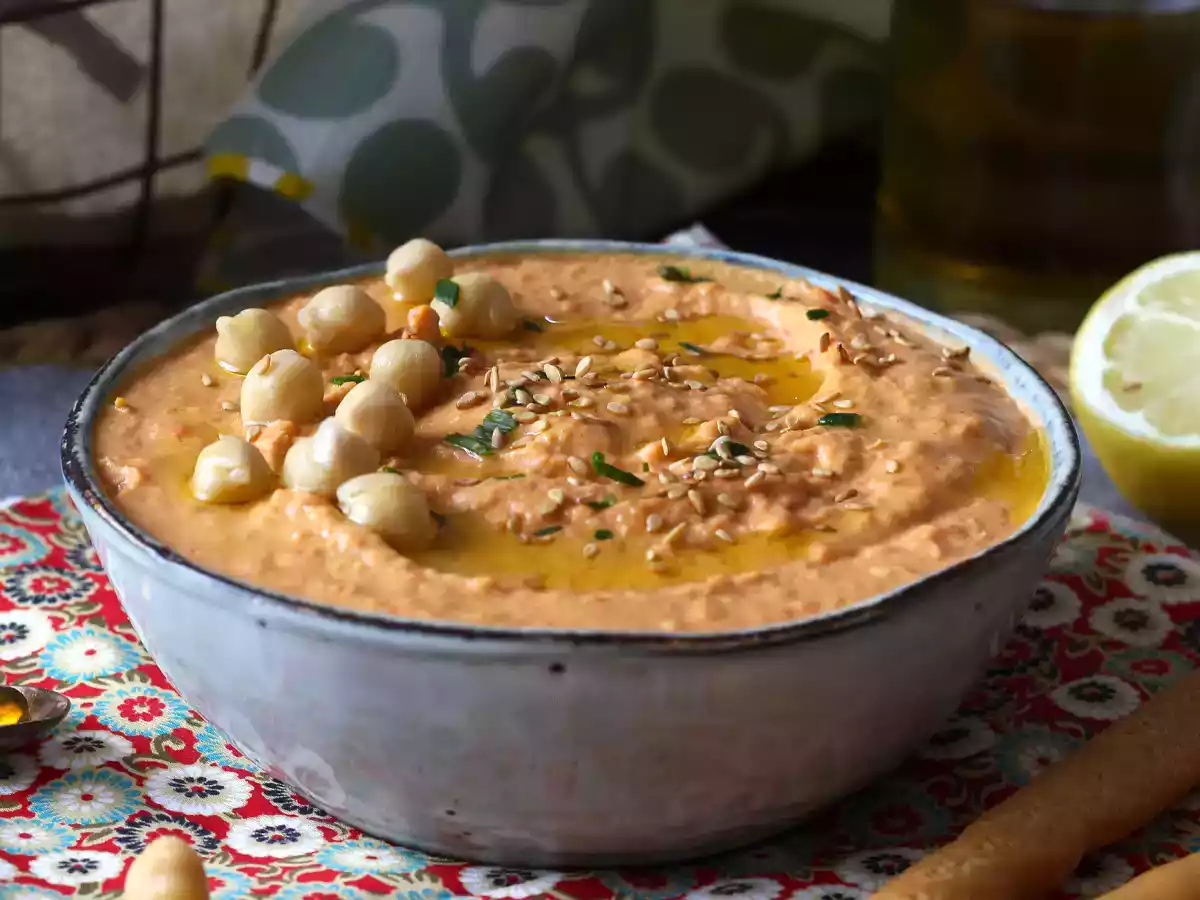 Hummus z červené papriky