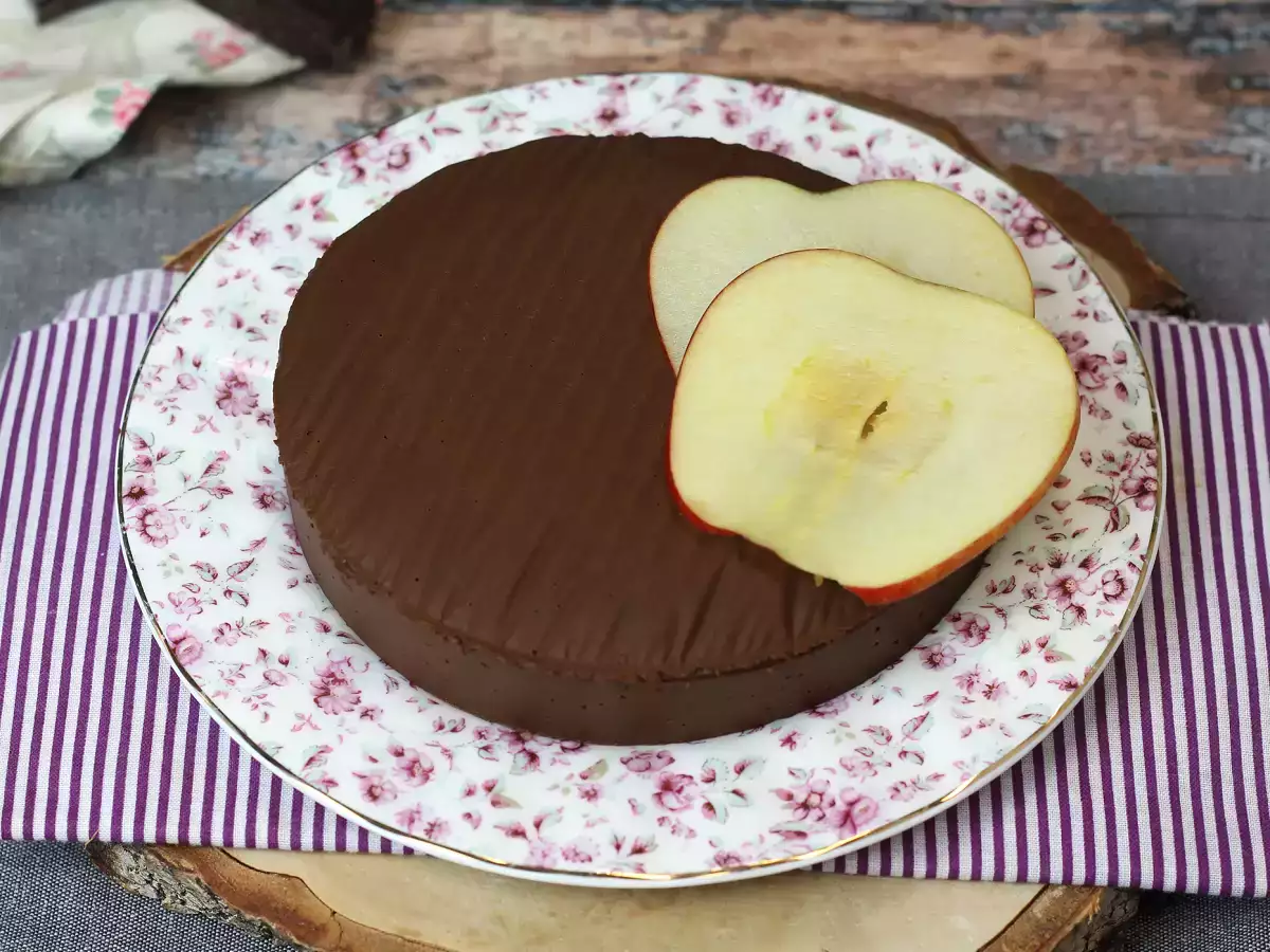 Jablečno-čokoládový fondán: snadný dezert ze 2 ingrediencí! - foto 3