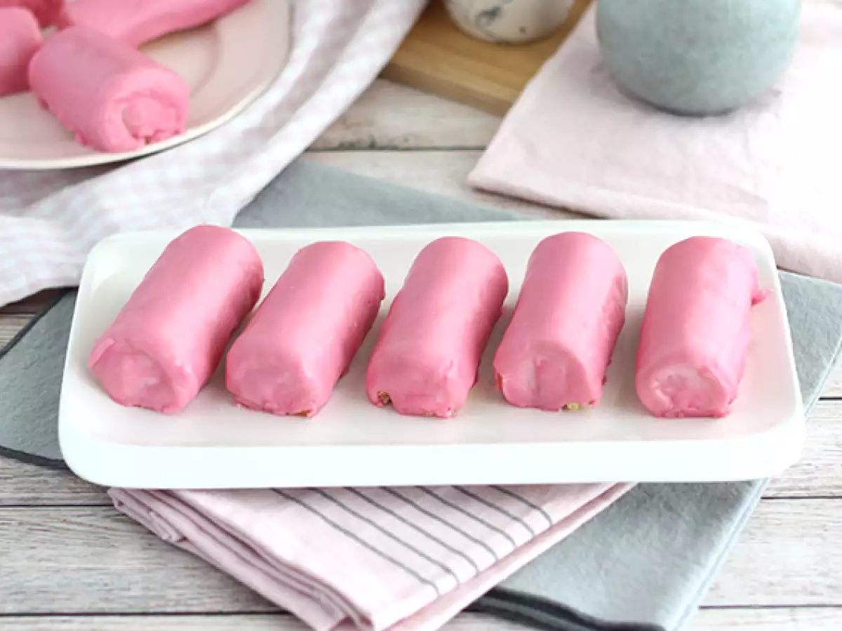 Jahodové mini rolády, Růžové panenky - foto 2