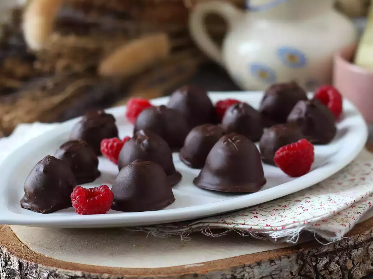 Jak připravit domácí Franui? Maliny v čokoládě, které jsou právě trendy! - foto 3