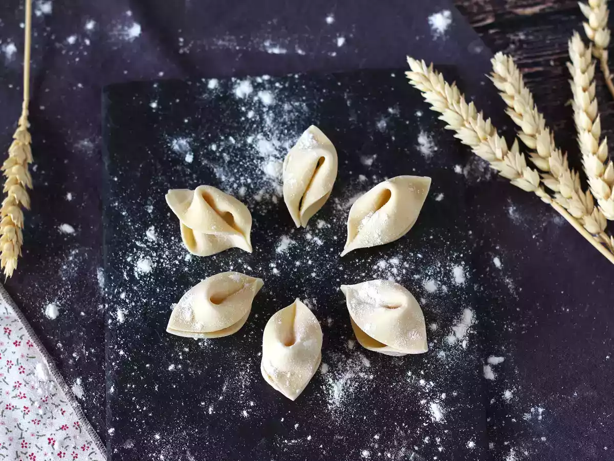 Jak připravit domácí těstoviny: sorpresine, pěkné malé těstoviny - foto 5