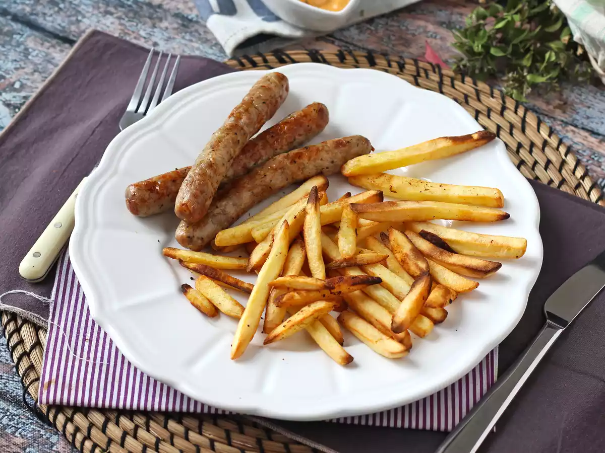 Jak připravit klobásy ve fritéze Air Fryer? - foto 3