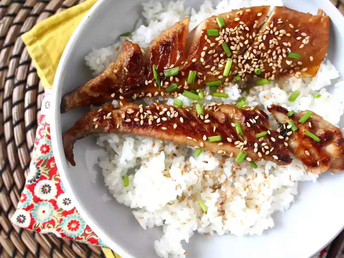 Jak připravit makrelu? Vyzkoušejte tento recept s glazurou ze sójové omáčky a medu! - foto 3