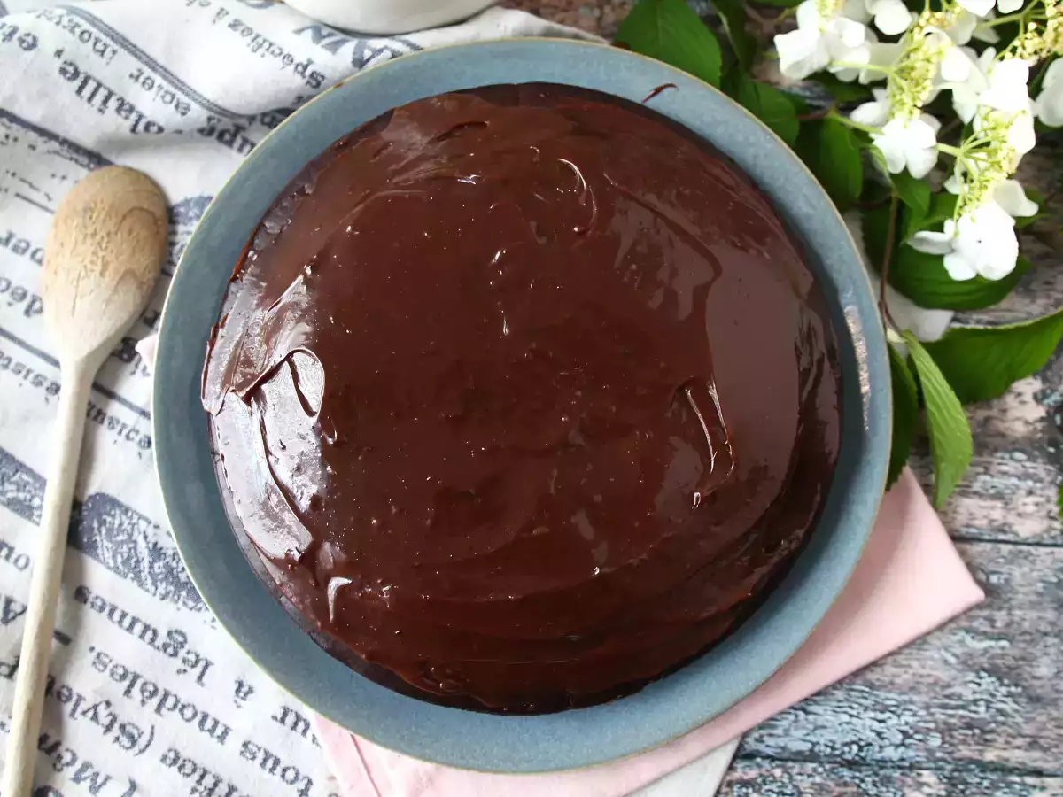 Jak připravit polevu brigadeiro na dort? - foto 4