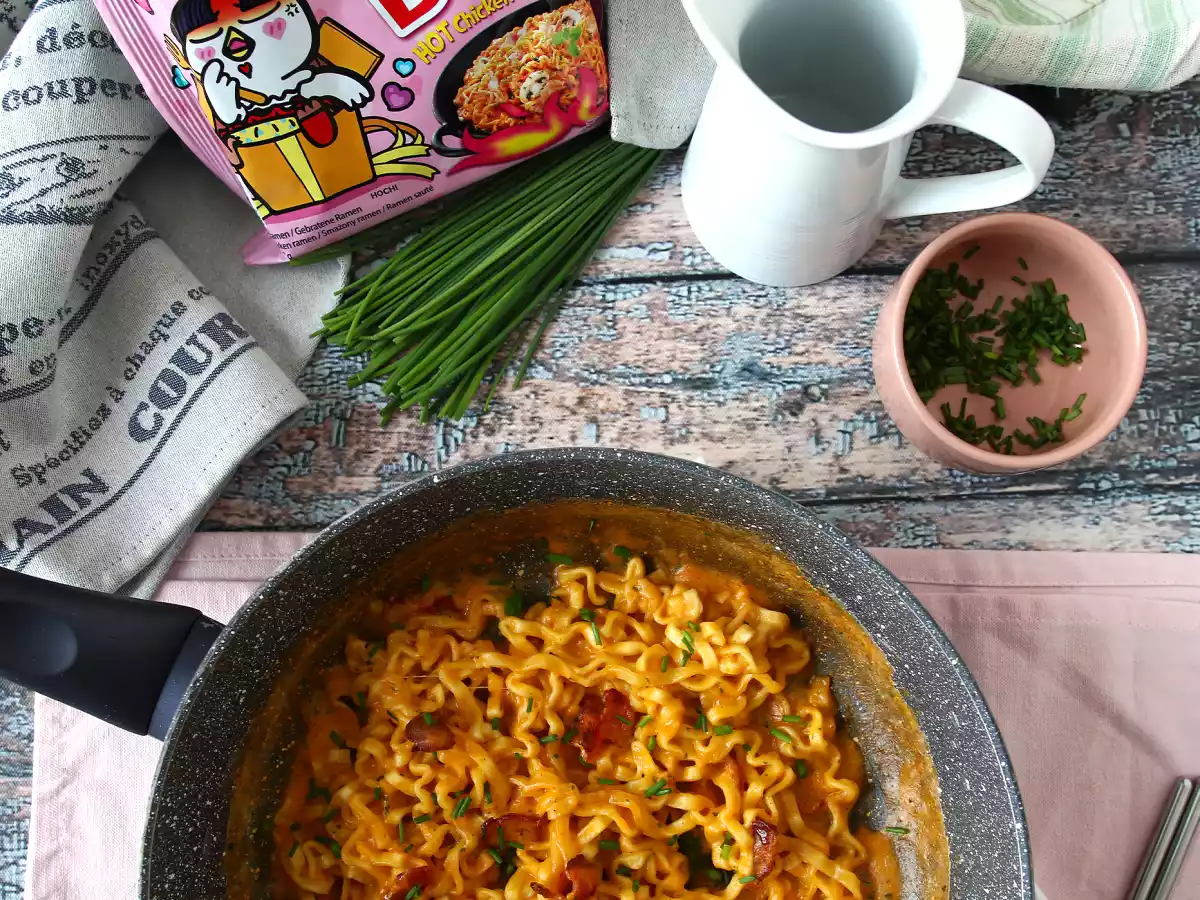 Jak uvařit nudle Buldak s příchutí carbonara? Nejlepší recept! - foto 4