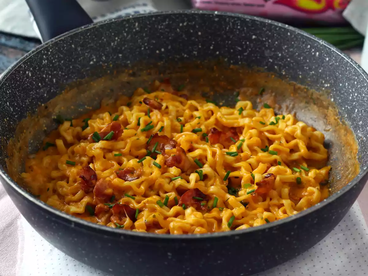 Jak uvařit nudle Buldak s příchutí carbonara? Nejlepší recept! - foto 5