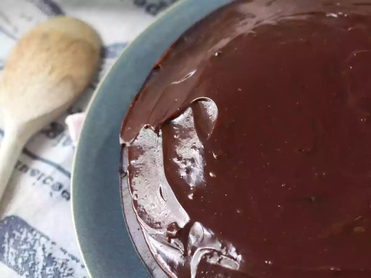Jak vyrobit polevu brigadeiro na dorty? - foto 3