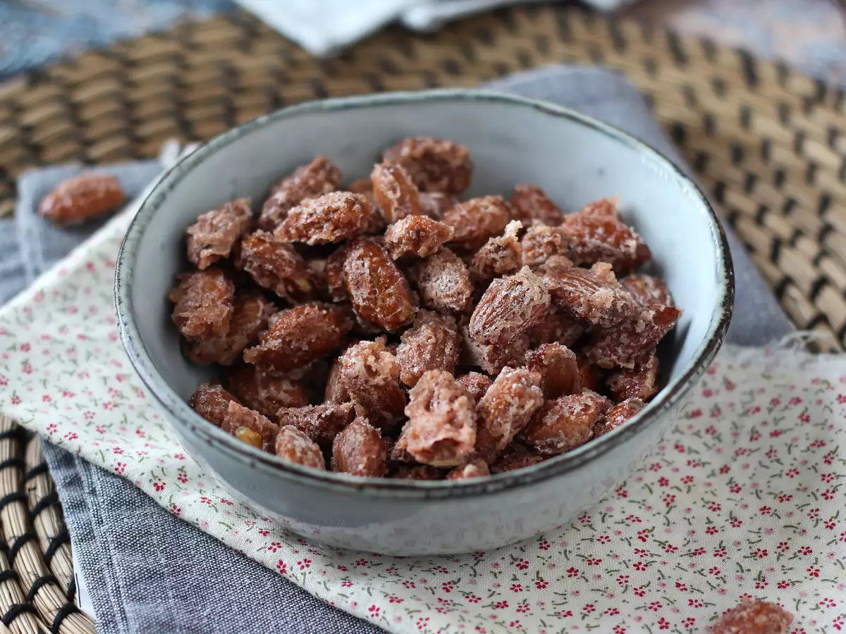 Karamelizované mandle v horkovzdušné fritéze (pralinky)