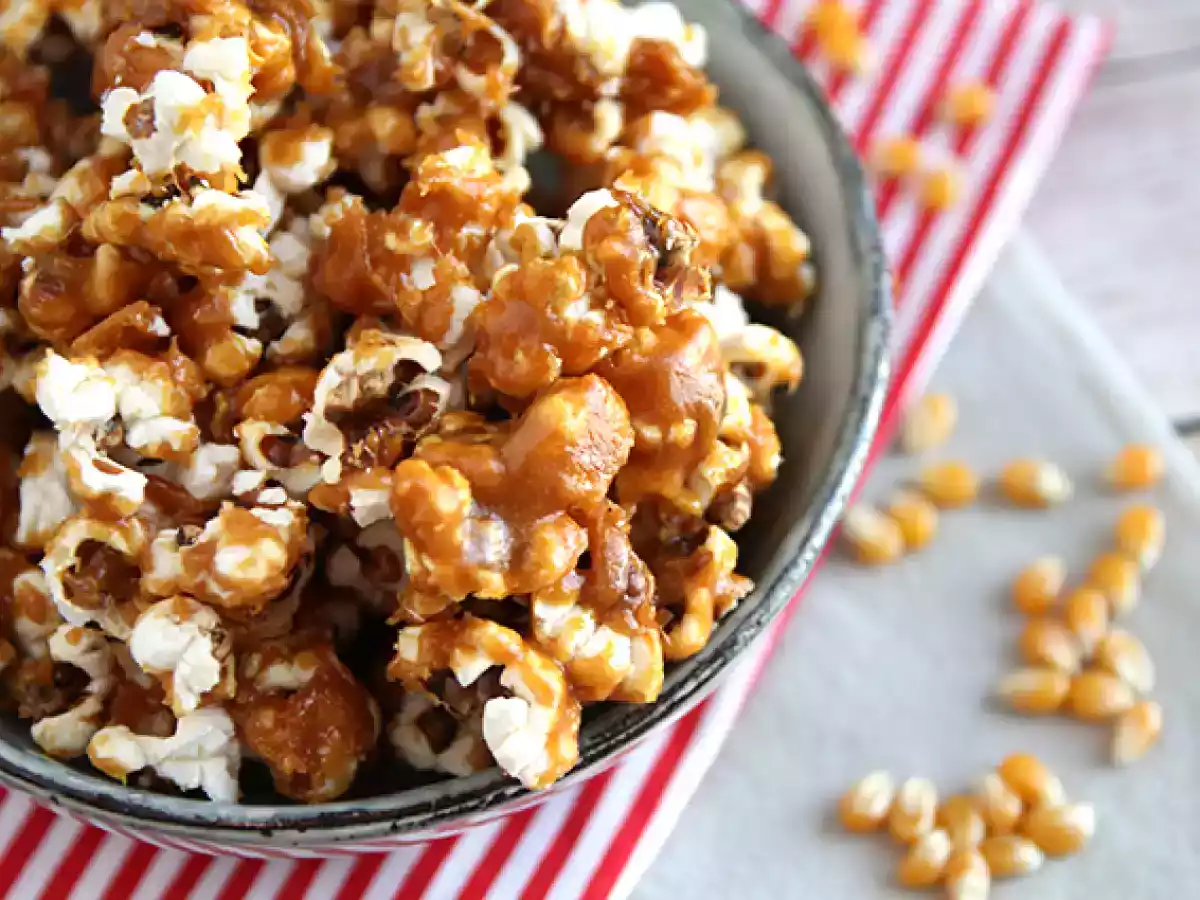 Karamelový popcorn