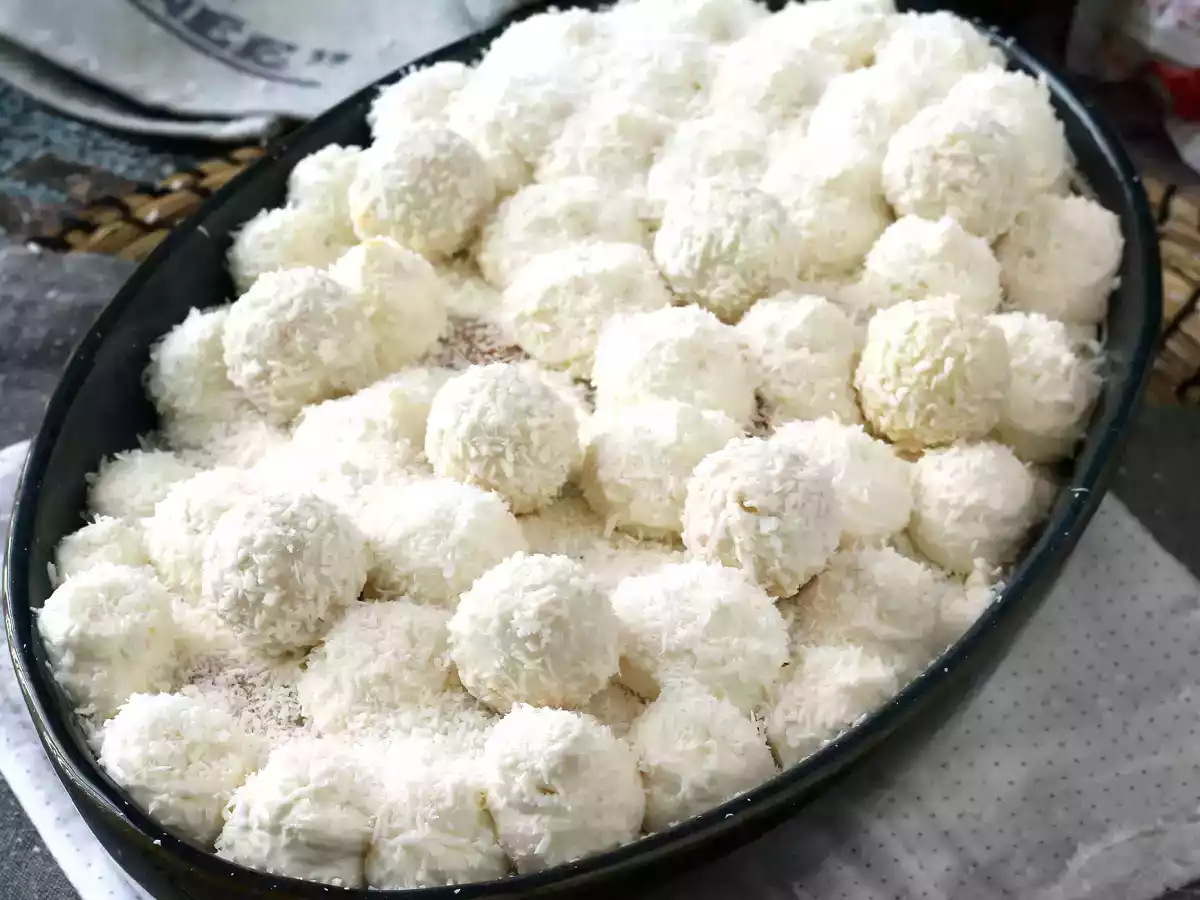 Kokosové tiramisu s Raffaellem - foto 7