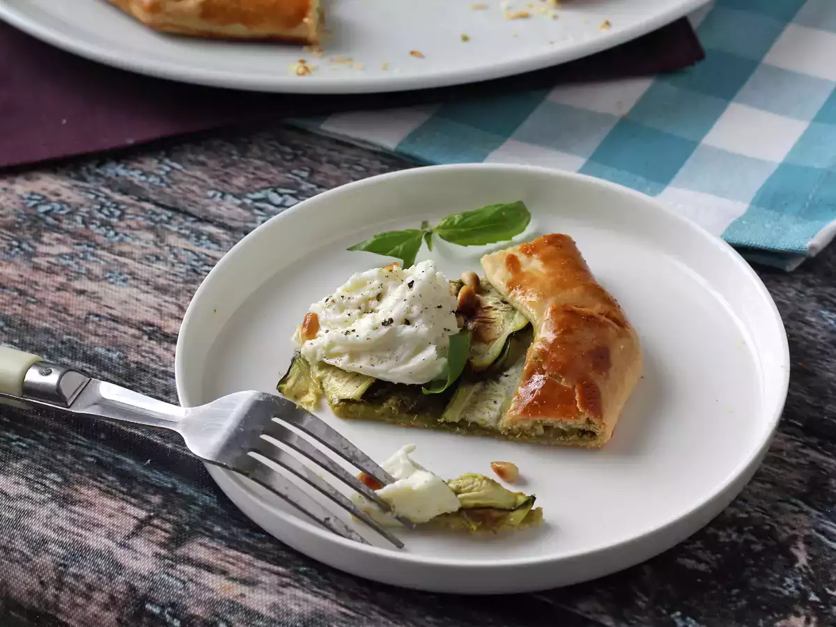 Koláč s pestem a cuketou: snadný recept, který voní jako léto! - foto 7