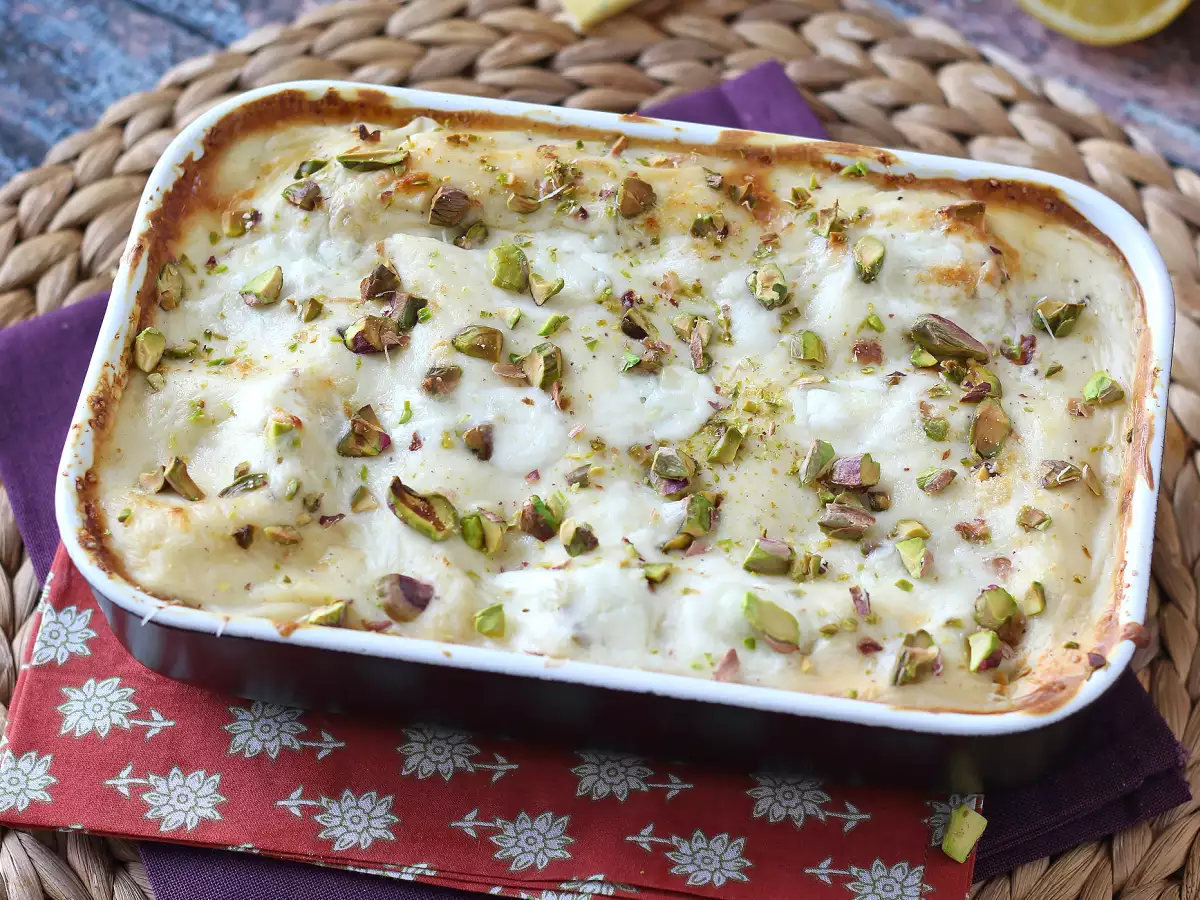 Krémové a křupavé lososové lasagne s burratou a pistáciemi - foto 7