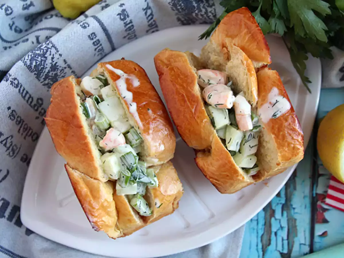 Krevetový sendvič v briošce (prawn roll) - foto 4