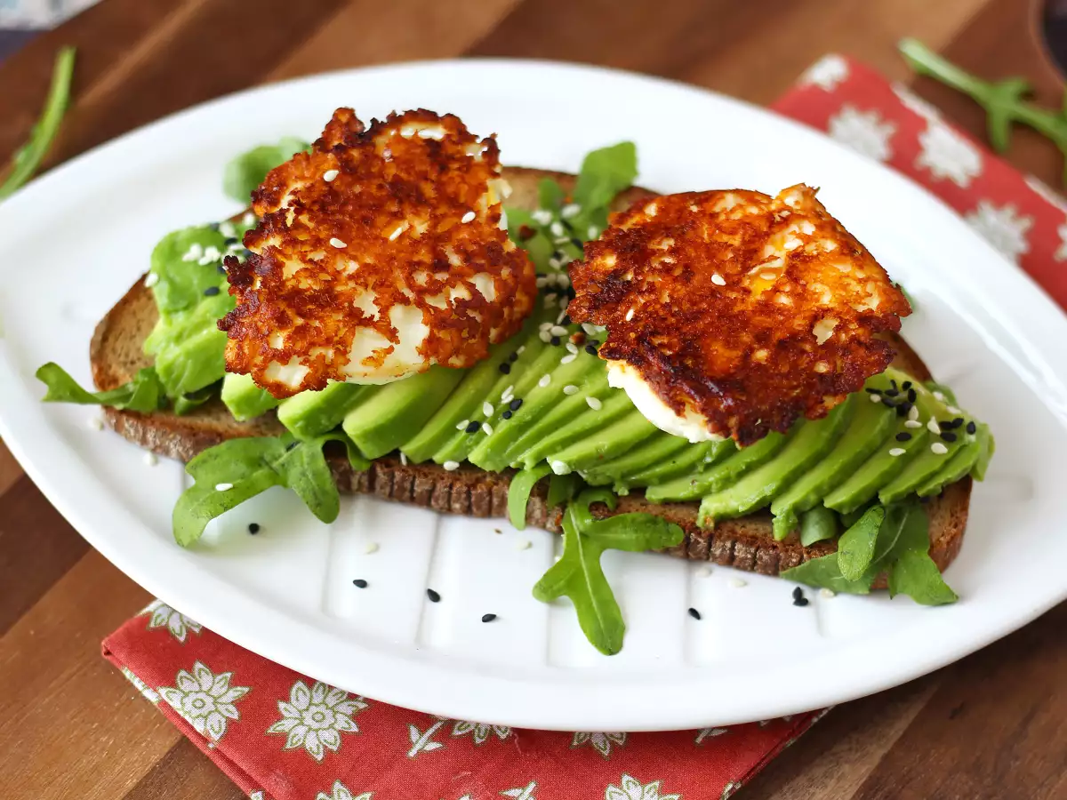 Křupavá vejce s fetou: velmi jednoduchý a trendy recept - foto 5