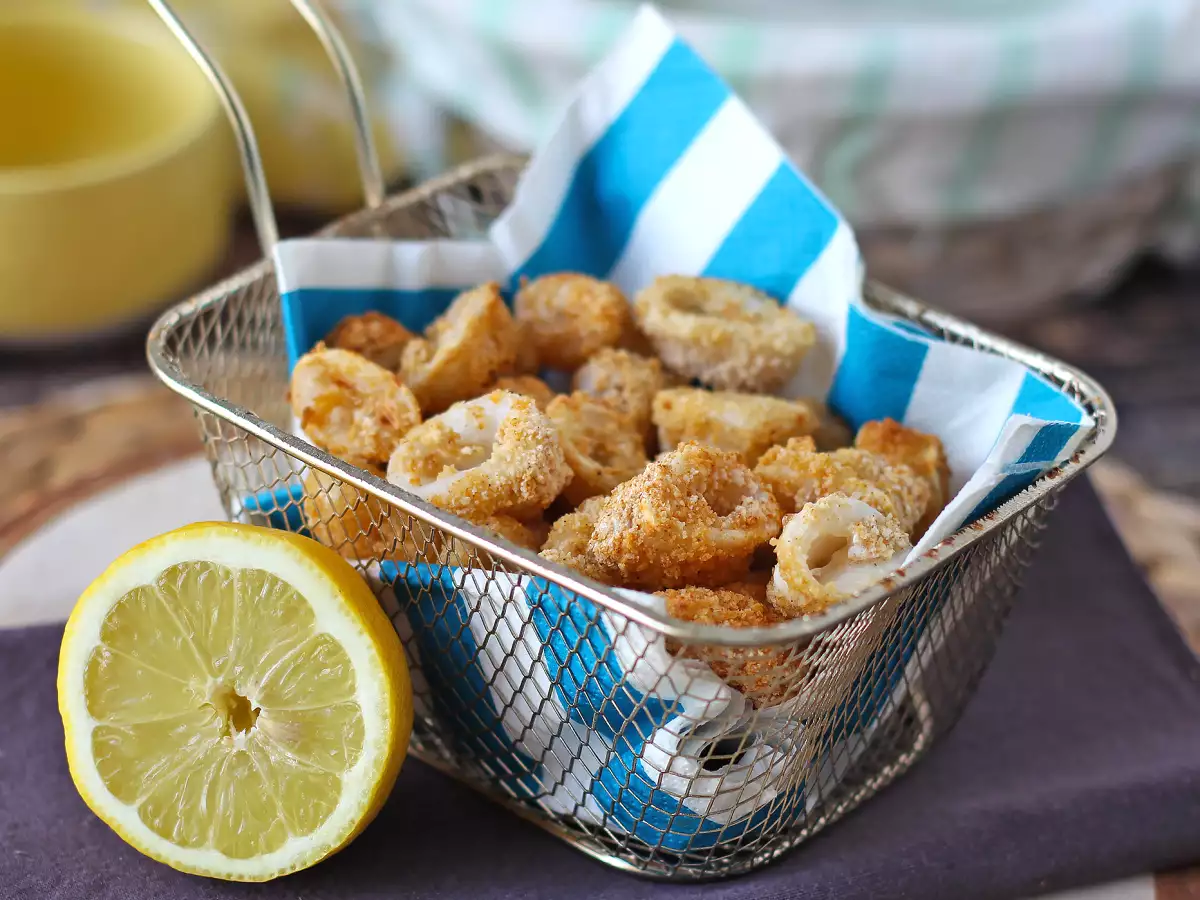 Křupavé a lehké kalamárové kroužky v horkovzdušné fritéze - foto 3