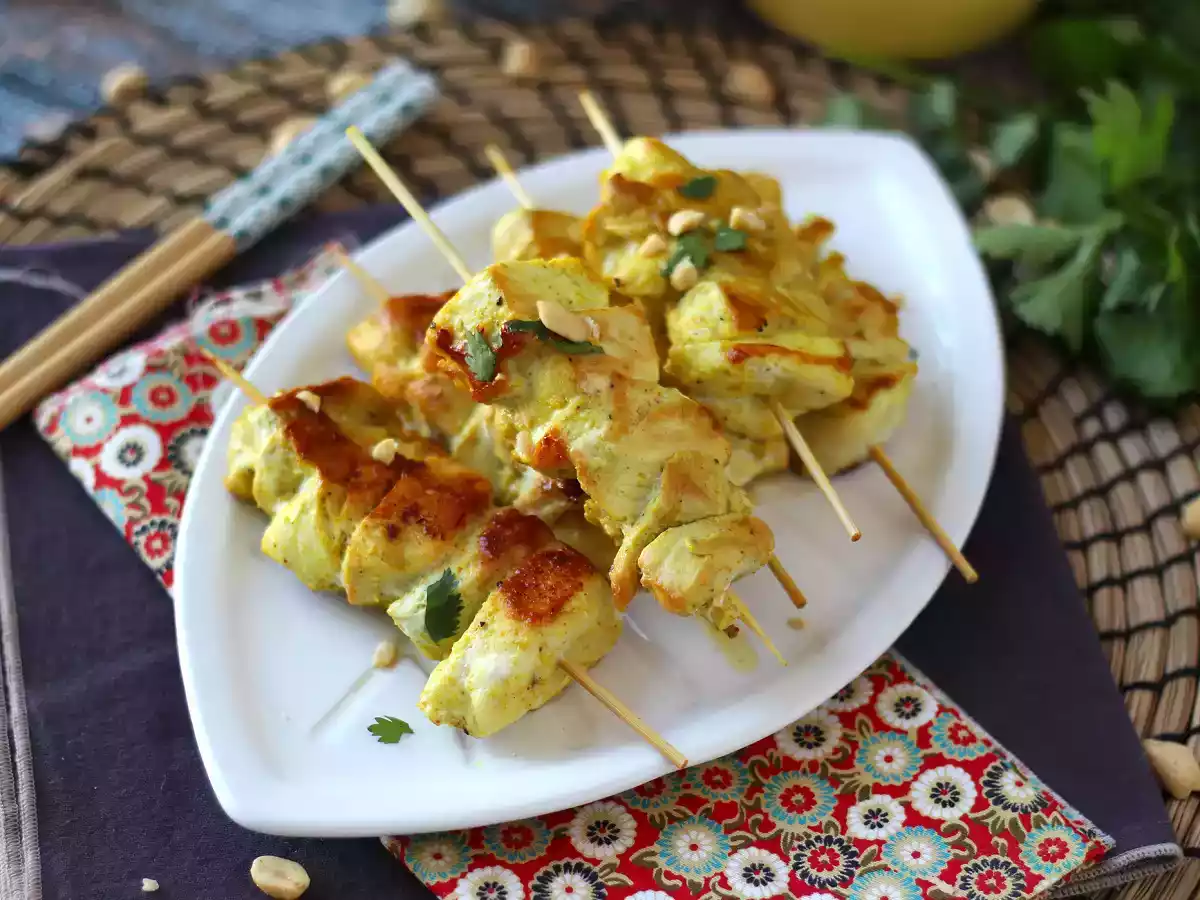 Kuřecí kebab s omáčkou satay, kulinářská cesta do Asie! - foto 2