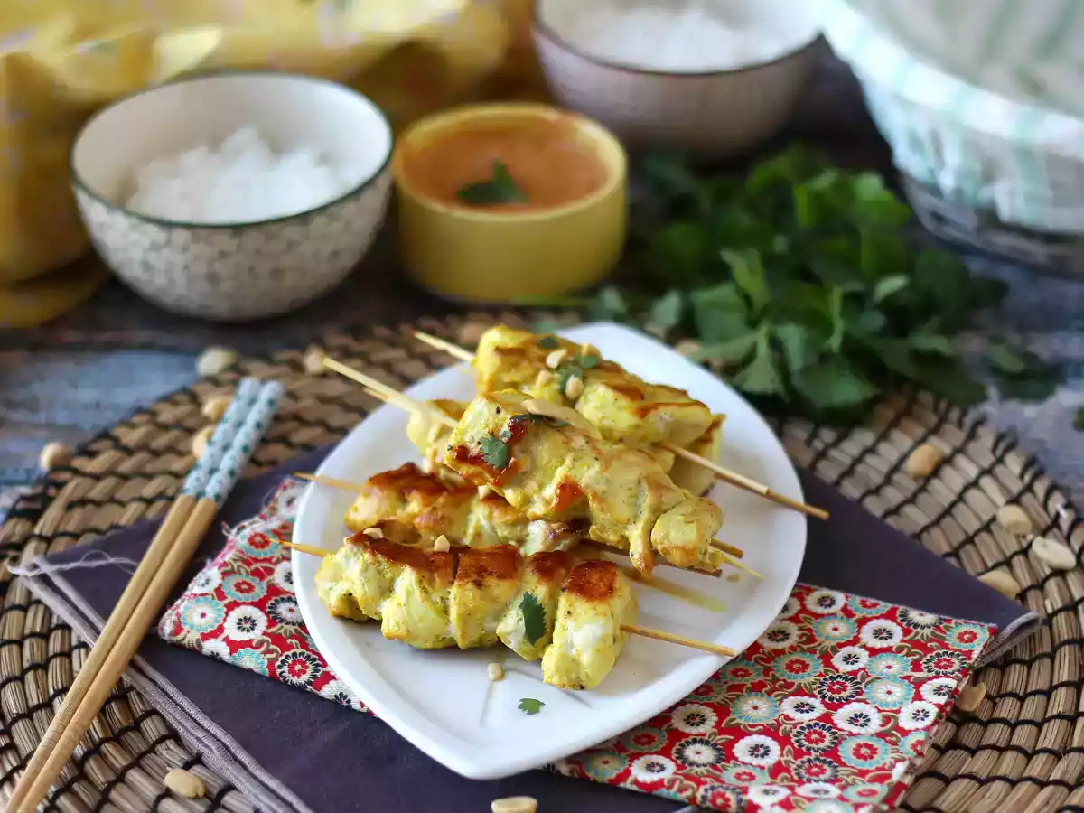 Kuřecí kebab s omáčkou satay, kulinářská cesta do Asie! - foto 4