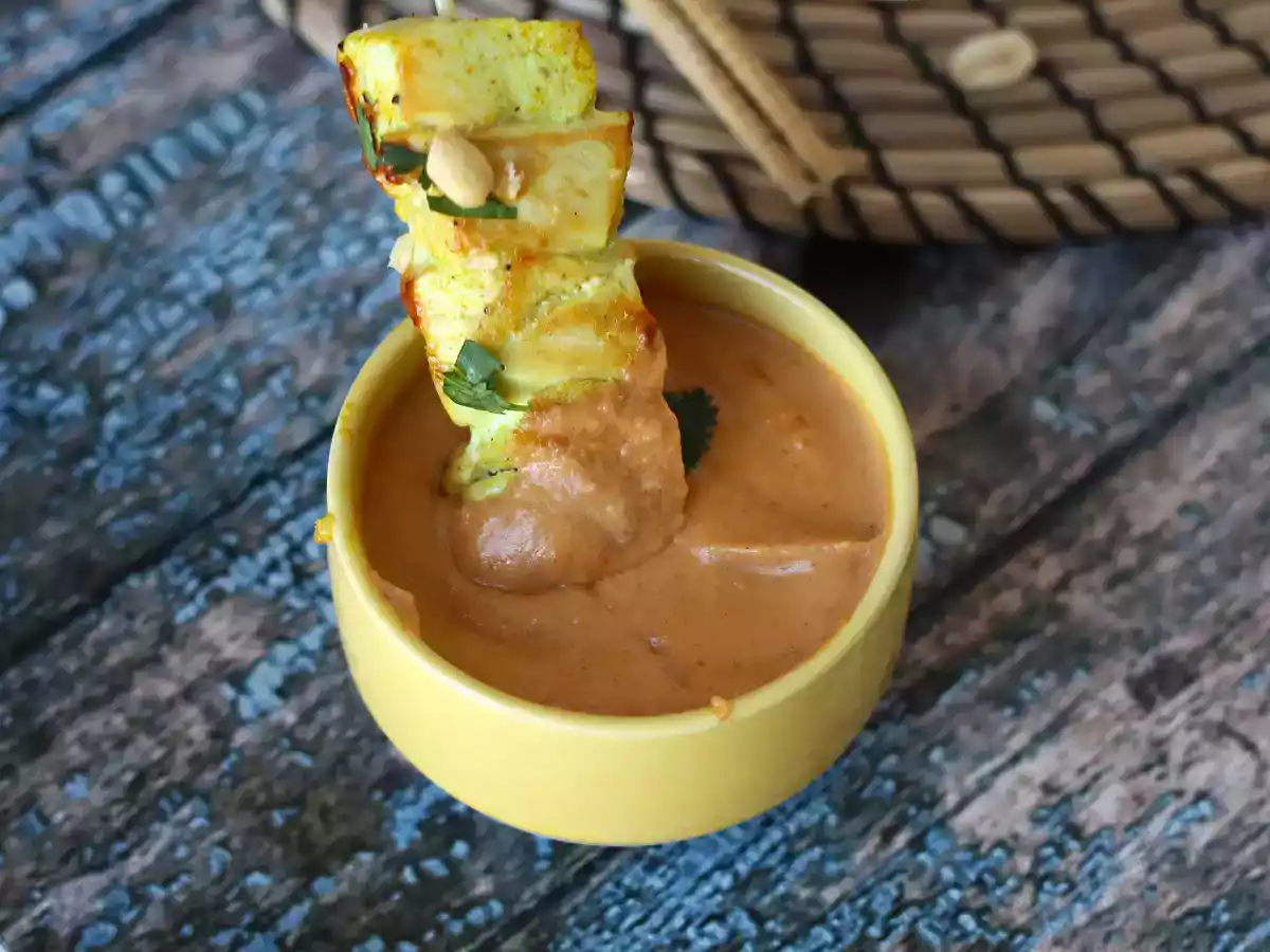 Kuřecí kebab s omáčkou satay, kulinářská cesta do Asie! - foto 6