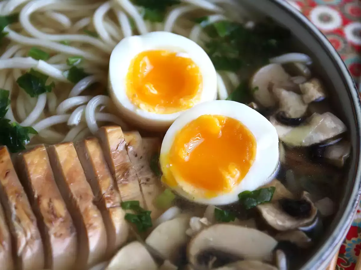 Kuřecí ramen: snadná verze tohoto kultovního asijského pokrmu! - foto 3