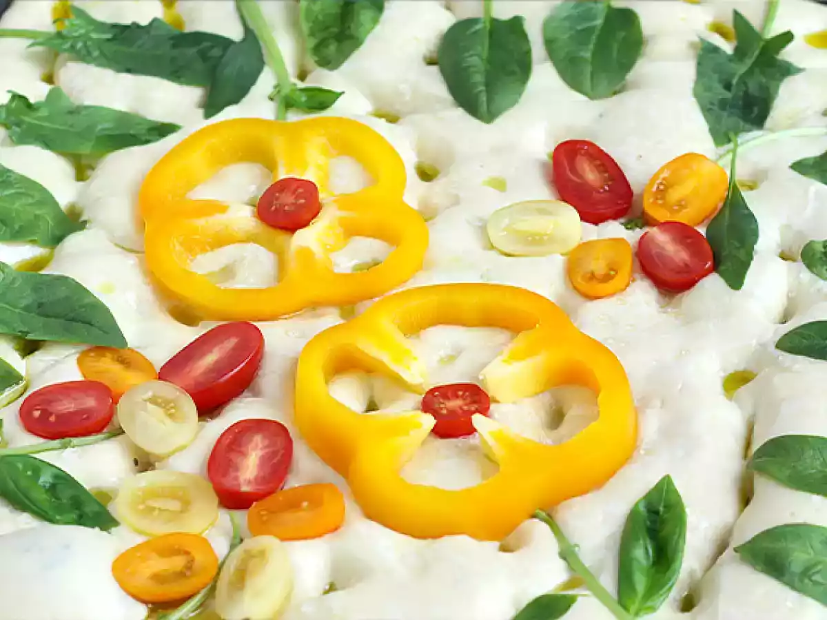 Květy focaccia - focaccia art - foto 3
