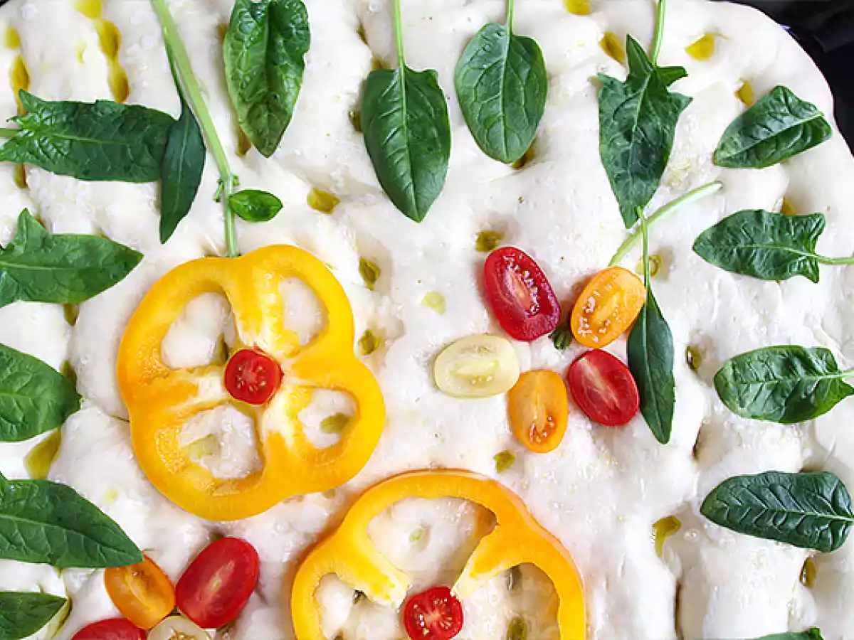 Květy focaccia - focaccia art - foto 7