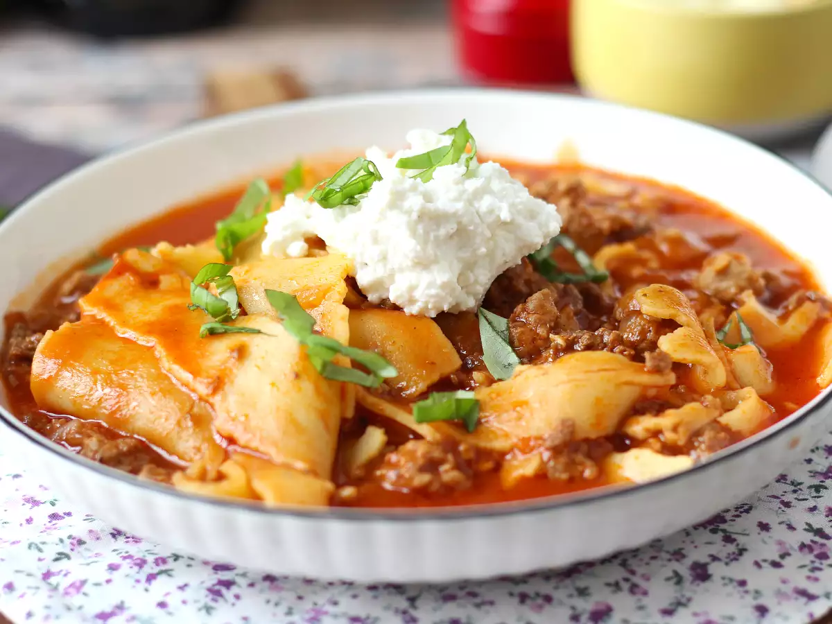 Lasagnová polévka s masem, ricottou a parmazánem - foto 2