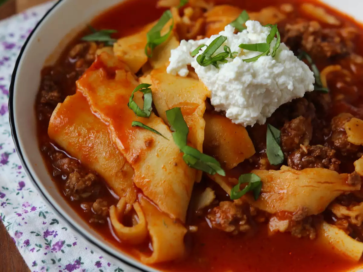 Lasagnová polévka s masem, ricottou a parmazánem - foto 3