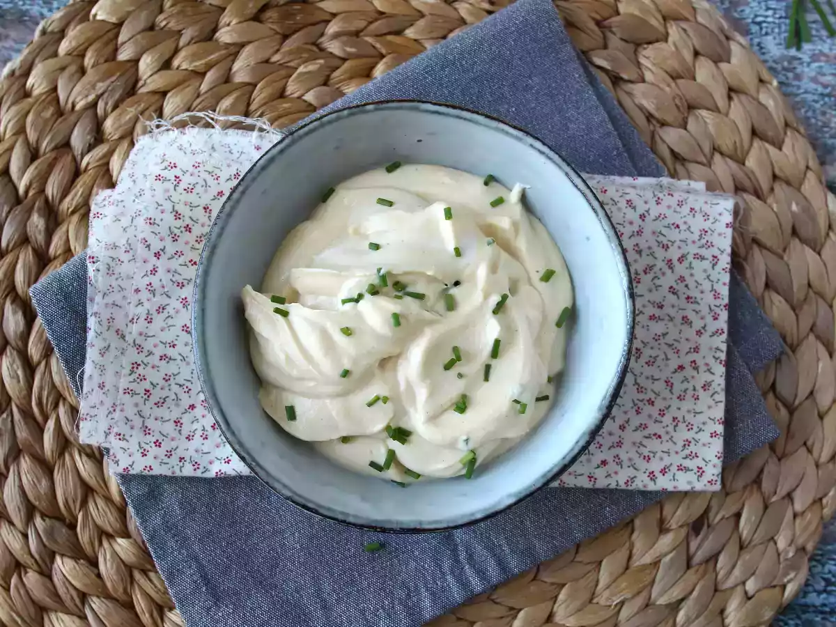 Lehká majonéza s vejci natvrdo a bez oleje! Ideální, když nemůžete jíst syrová vejce! - foto 4