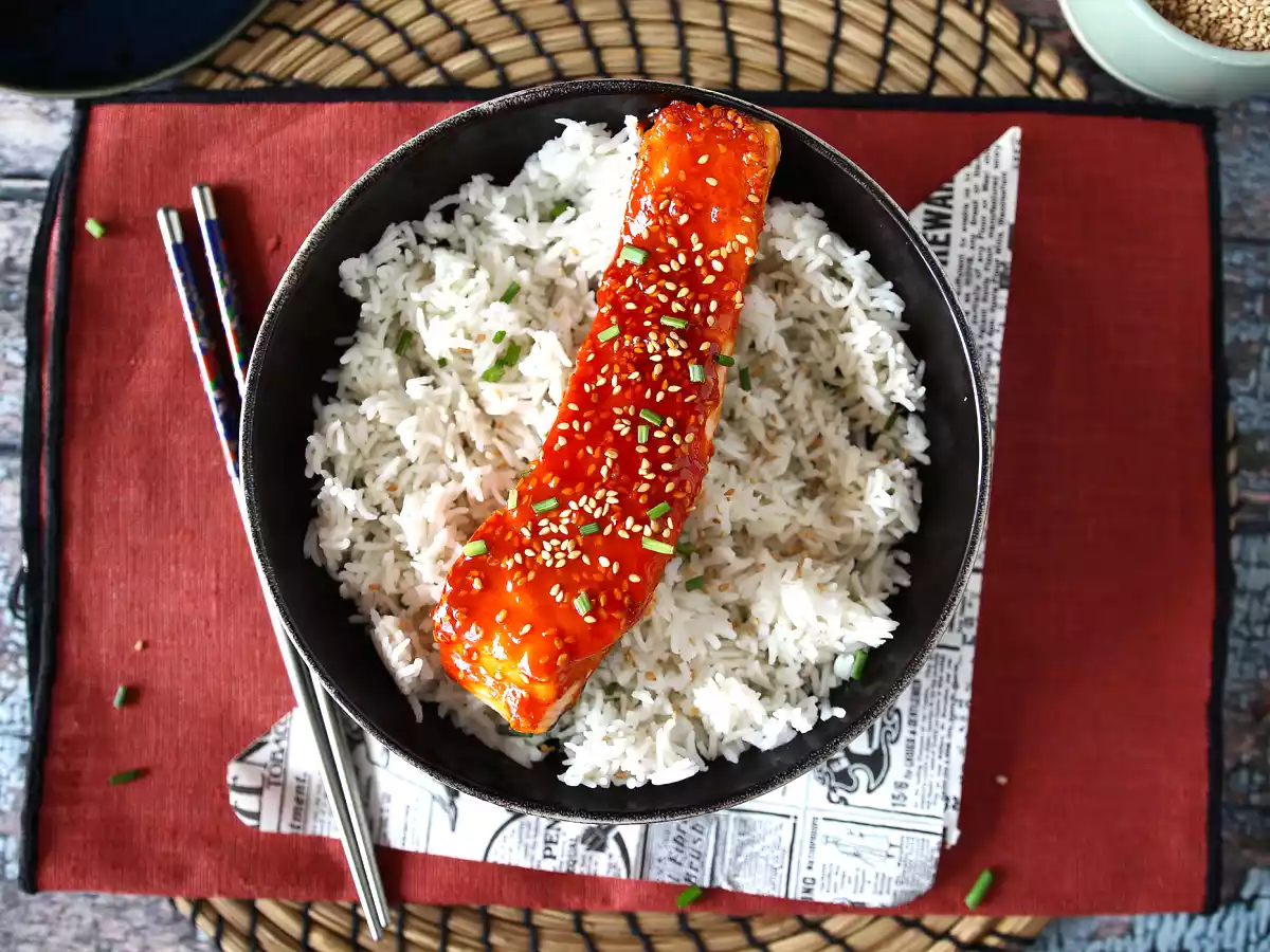 Losos na korejský způsob s omáčkou gochujang připravený za 8 minut