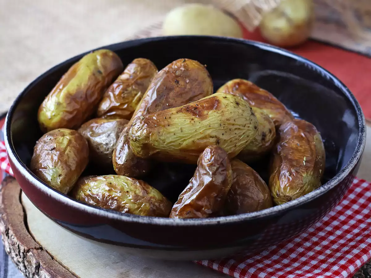 Malé brambory v horkovzdušné fritéze (Air Fryer) - foto 2