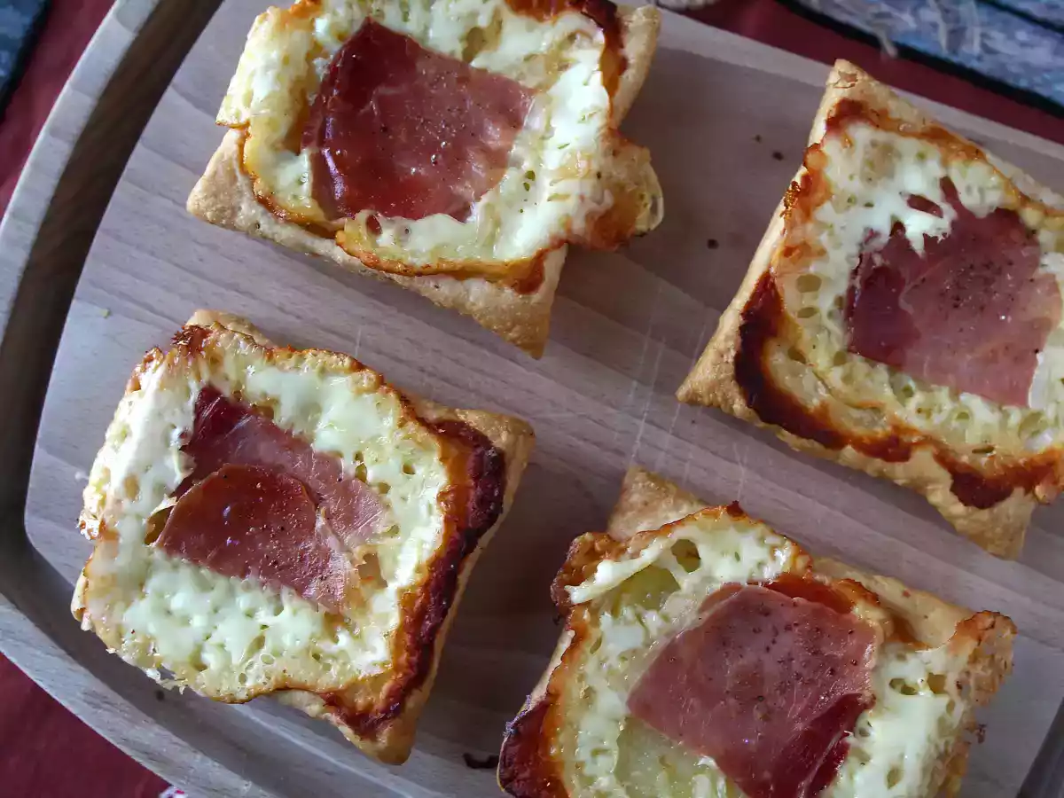 Malé tartes tatin s příchutí raclette, v jednotlivých porcích - foto 2