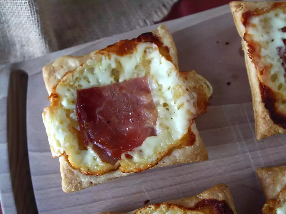 Malé tartes tatin s příchutí raclette, v jednotlivých porcích - foto 5