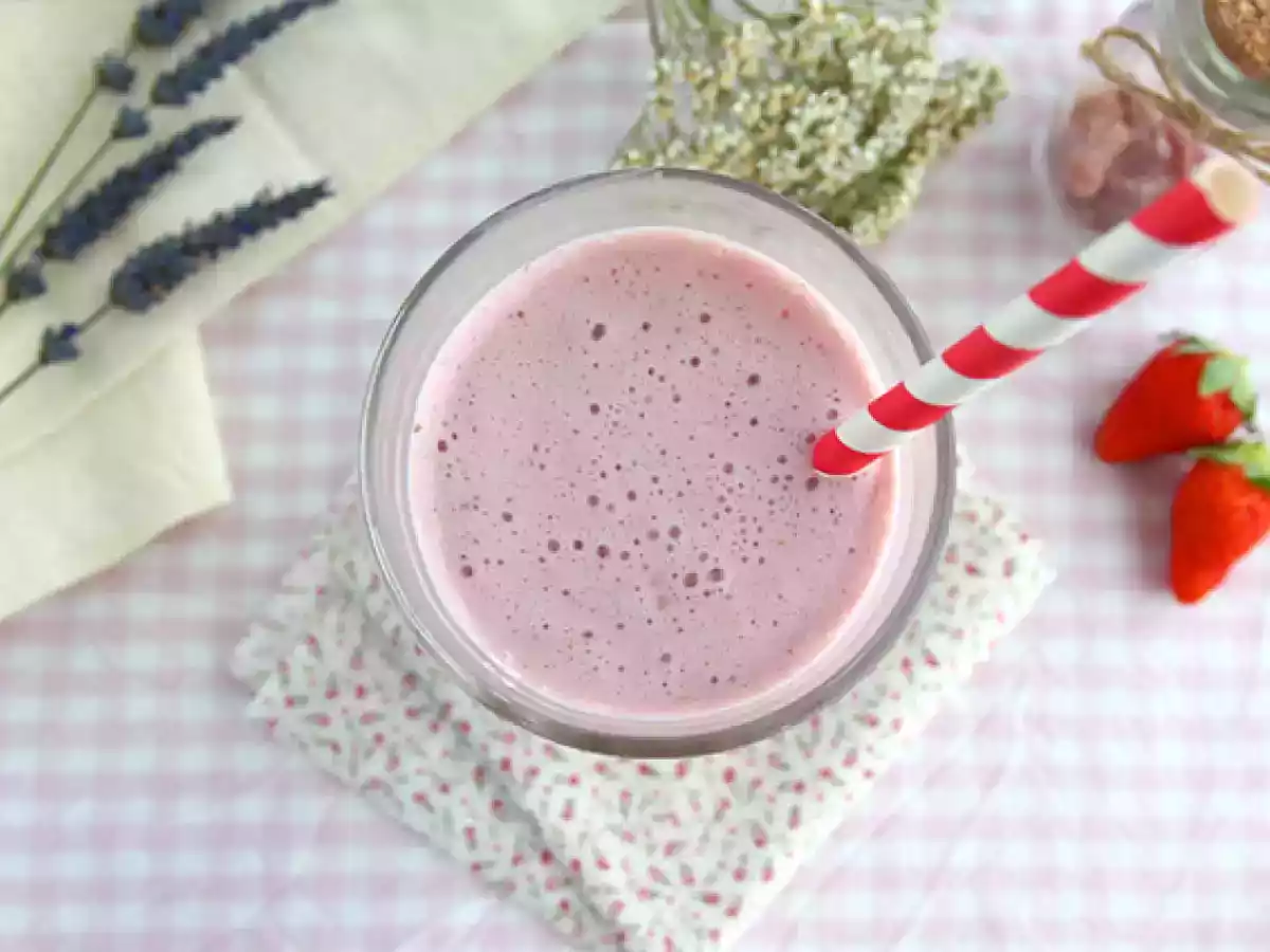 Malinový a jahodový milkshake - foto 4
