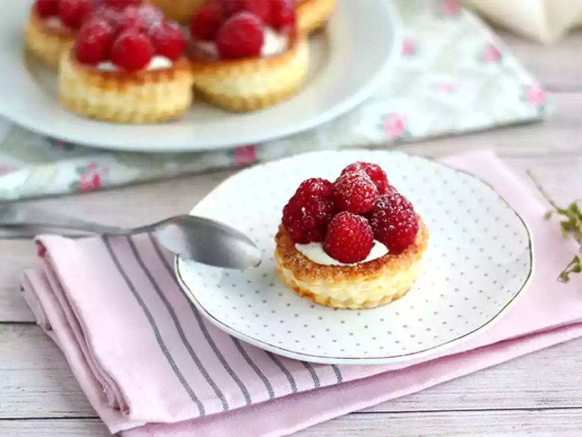 Maliny a mascarpone vol au vents - foto 2