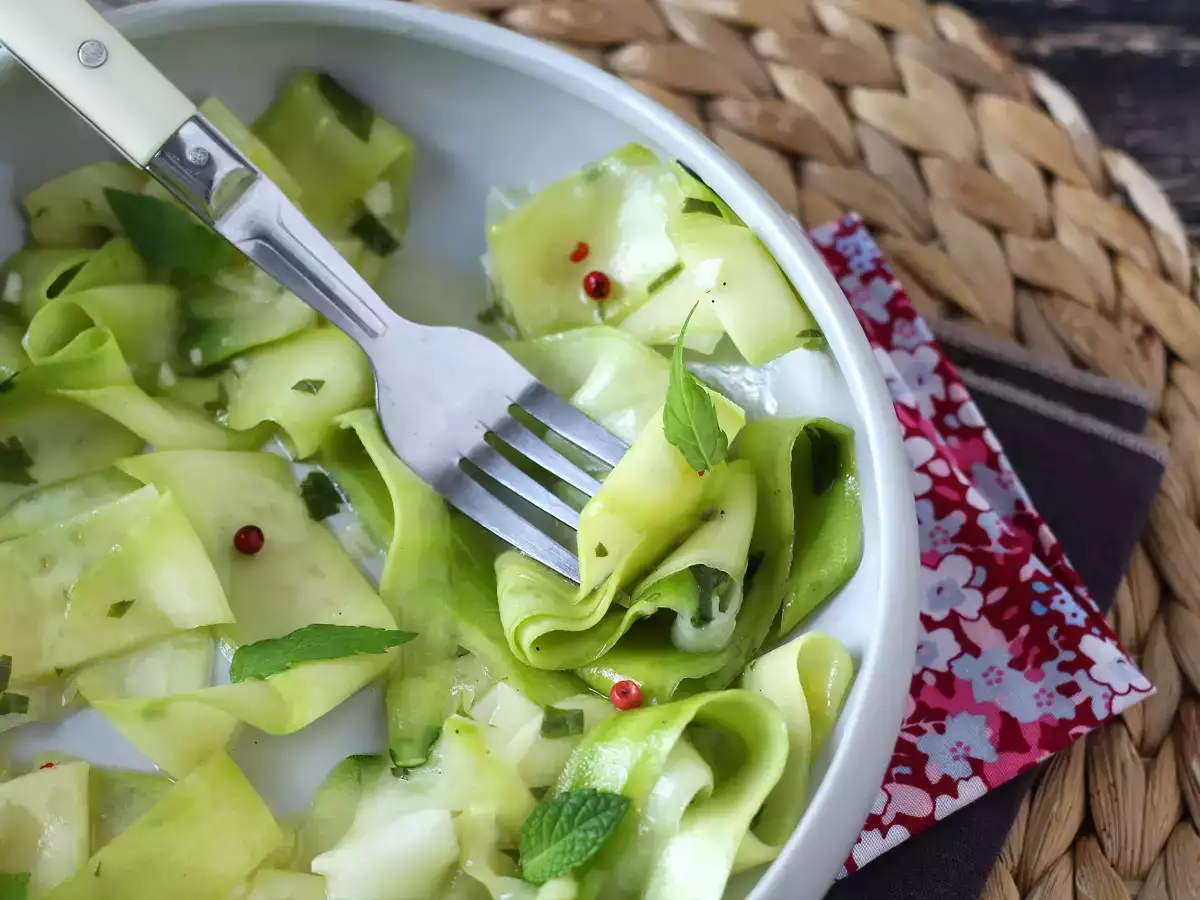 Marinované cukety, ideální zeleninové carpaccio na léto! - foto 2