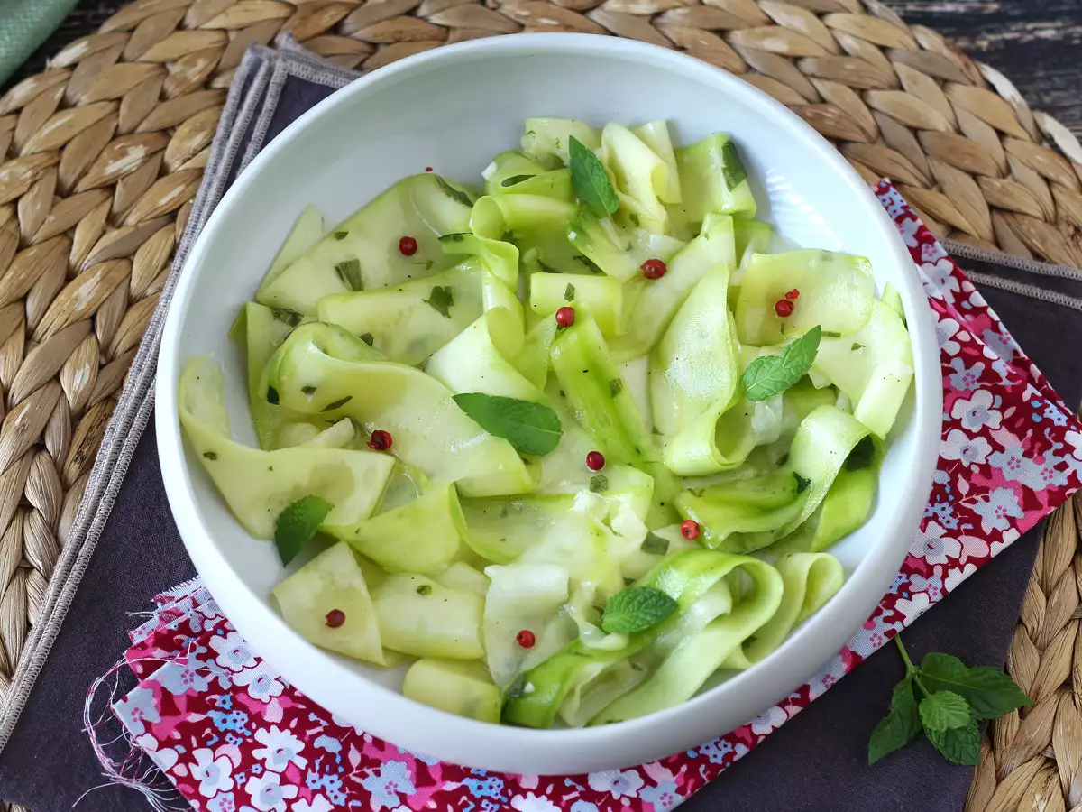 Marinované cukety, ideální zeleninové carpaccio na léto! - foto 7