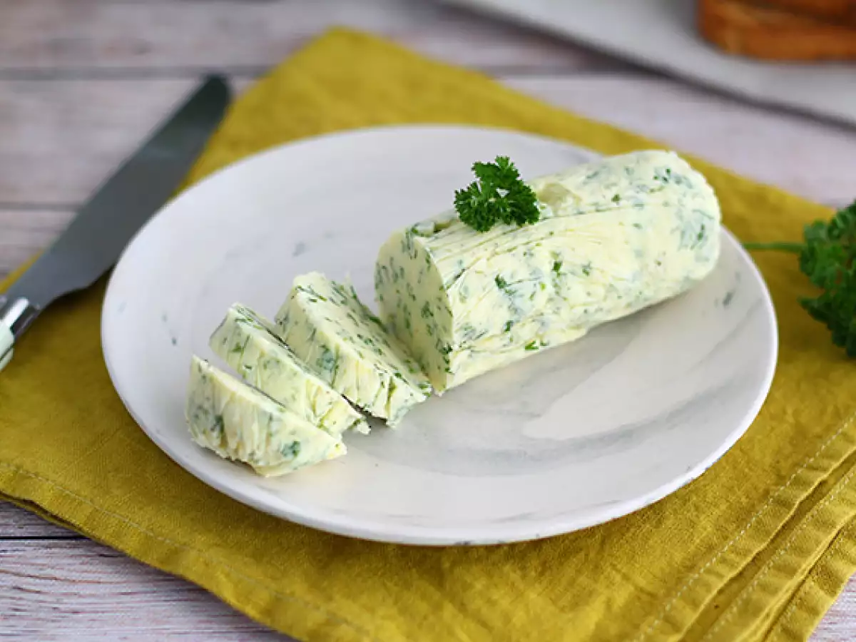 Máslo maître d'hôtel (snadný a rychlý recept)