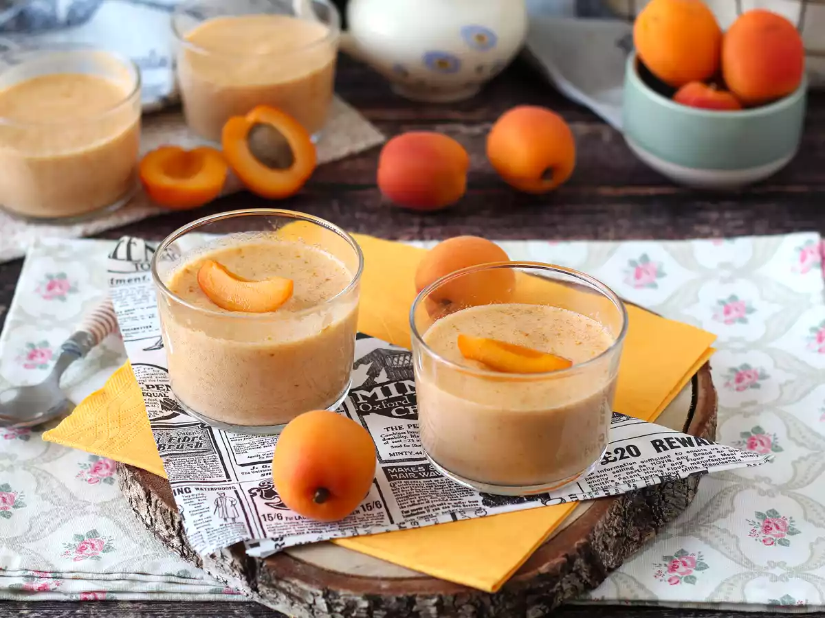 Meruňková pěna, která se připravuje velmi snadno, bez vaření a jen z několika málo ingrediencí! - foto 2