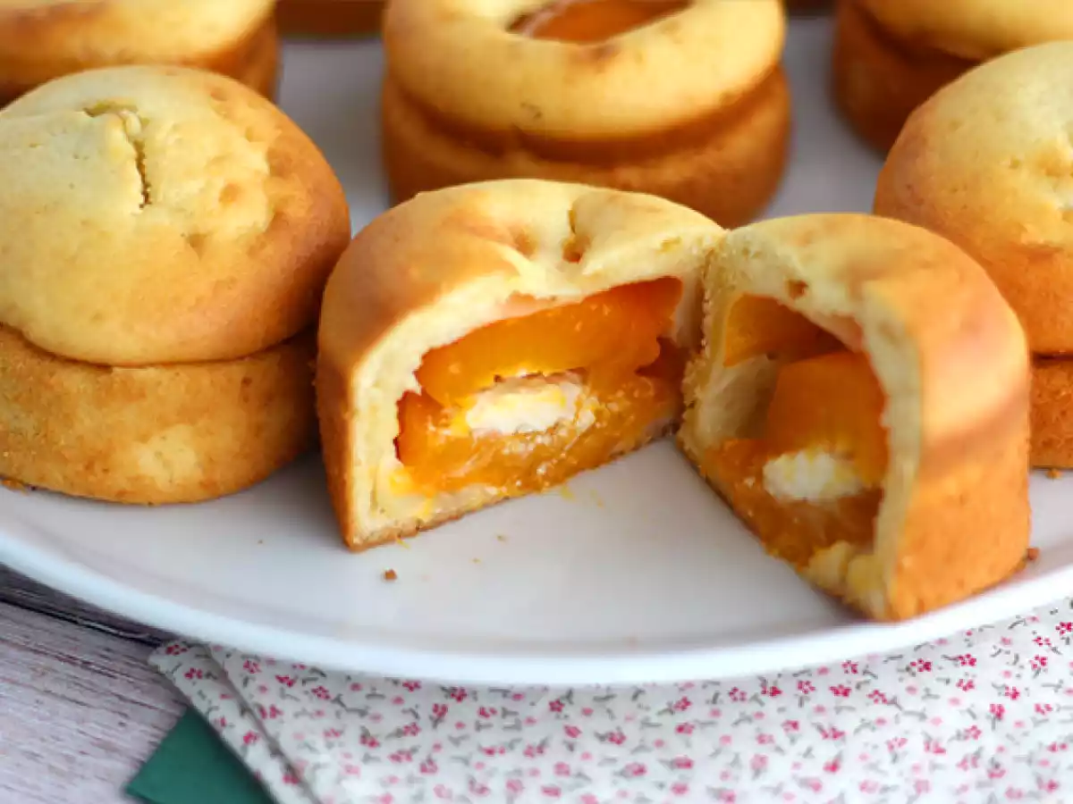Meruňkový dort s mascarpone - foto 3