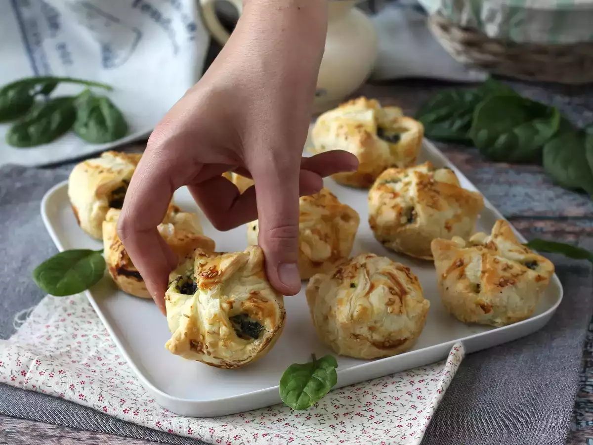 Mini pečivo se špenátem a kozím sýrem - foto 3