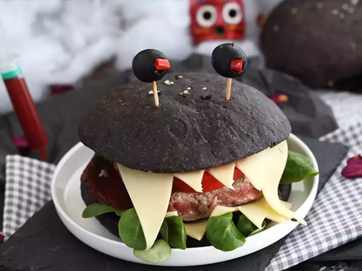 Monstrózní burger na Halloween - foto 2