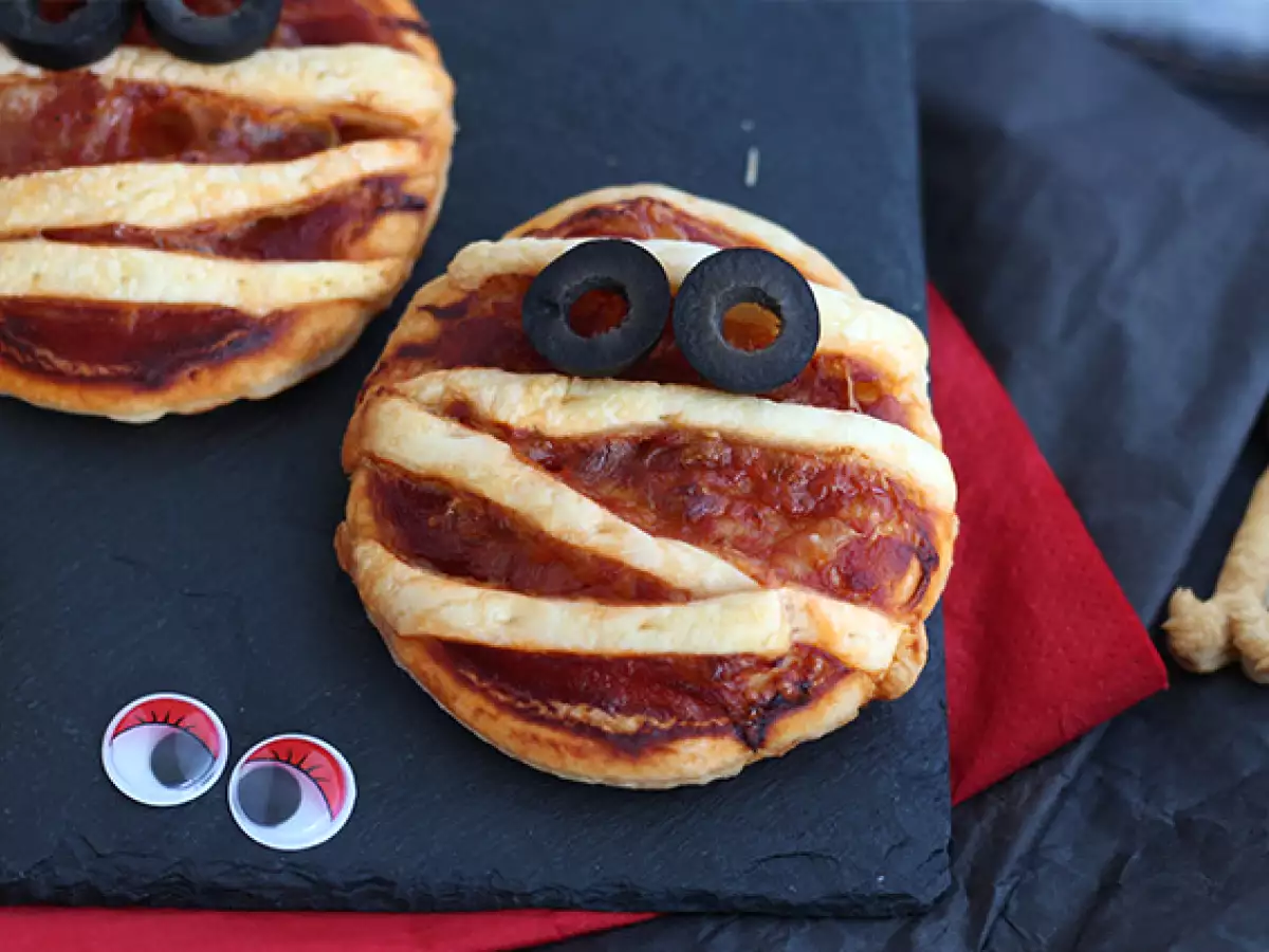Mumie z listového těsta s pizzovou náplní - foto 3