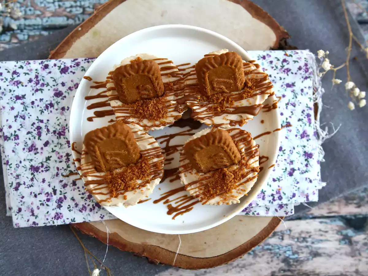 Nepečené tvarohové koláče se sušenkami speculoos - foto 3