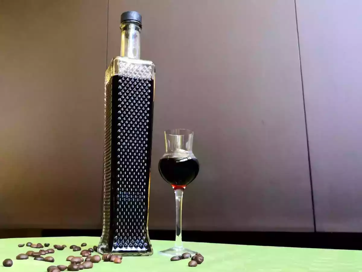 Nocino, recept a ingredience pro jeho domácí přípravu - foto 4