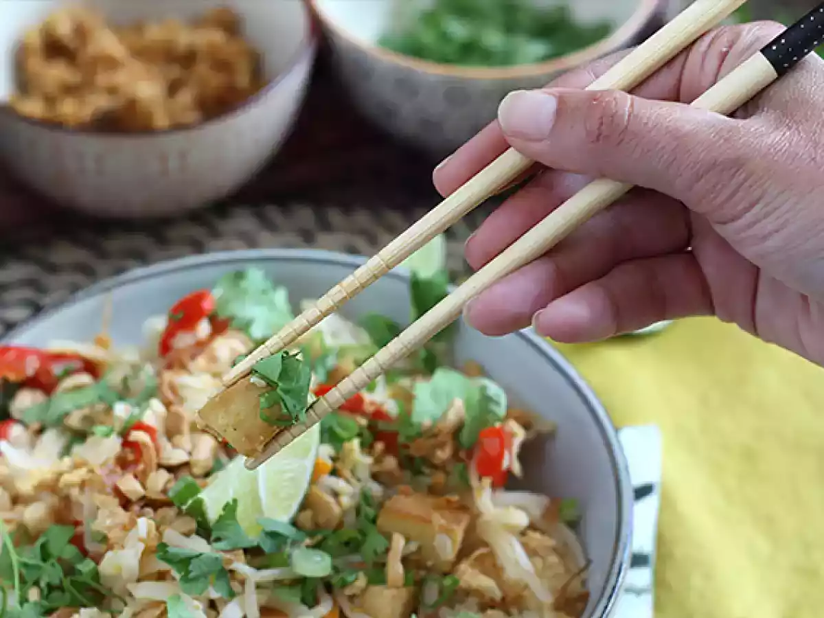 Pad thai s tofu - foto 4