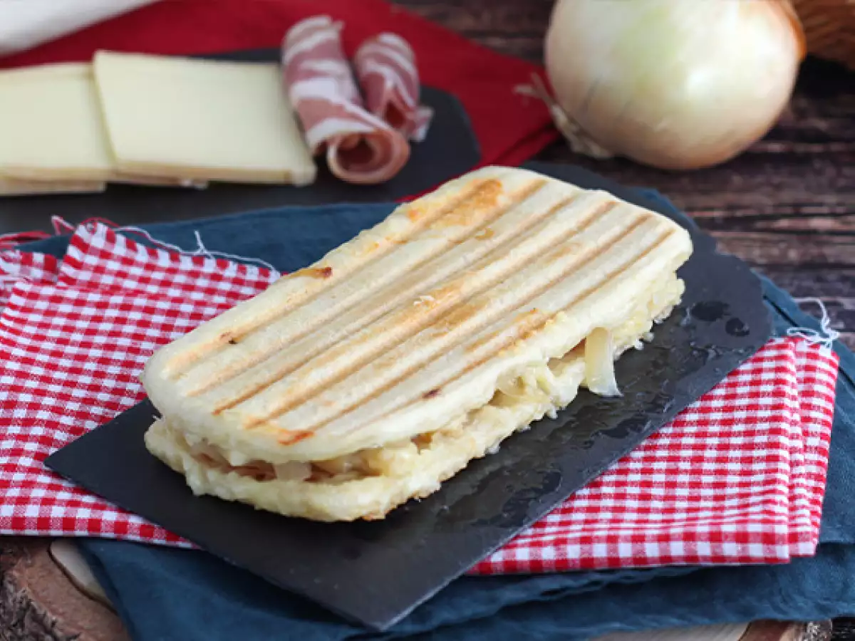 Panini se sýrem raclette - foto 4