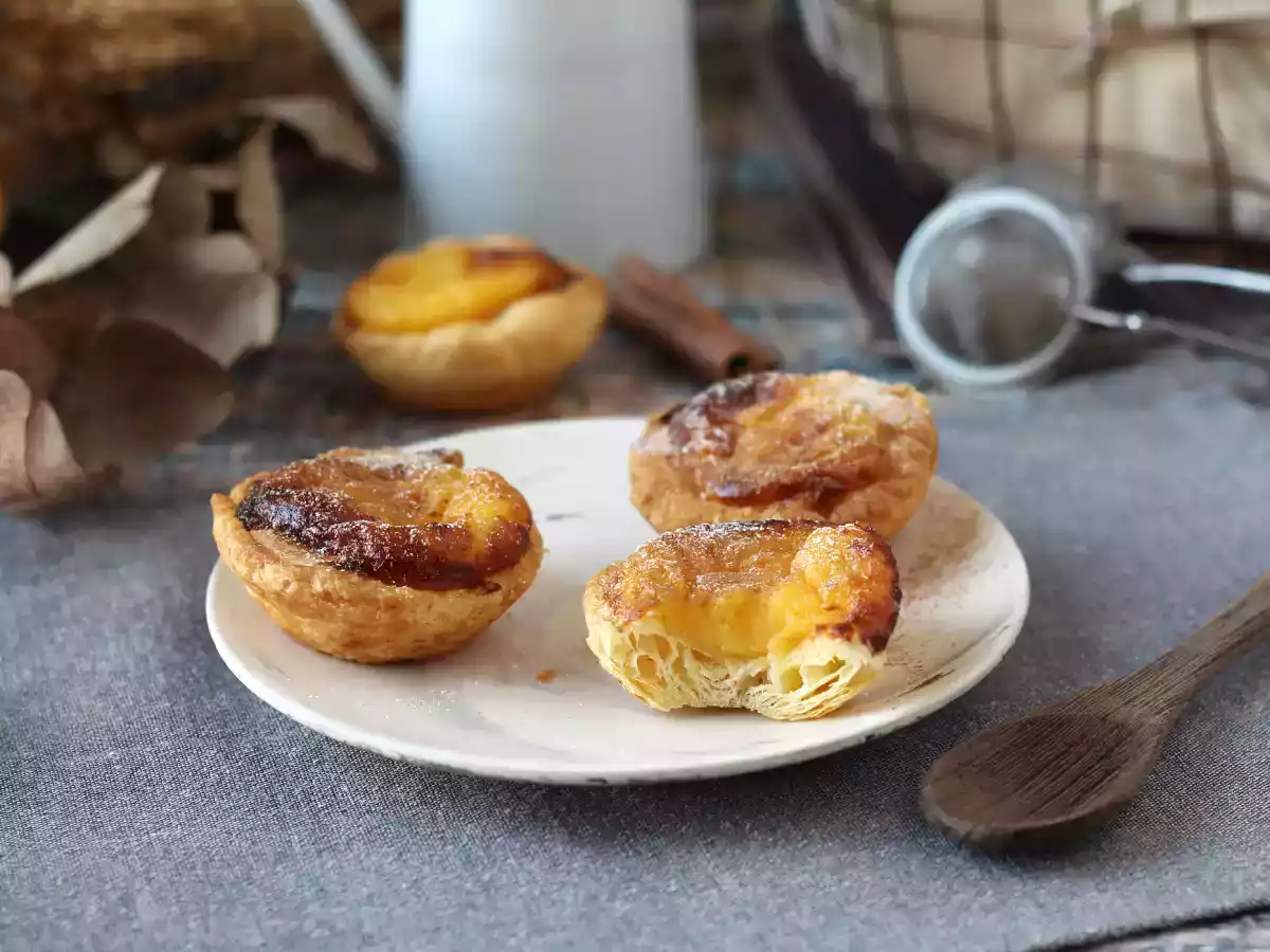 Pastéis de nata ve fritéze. Rychlý a snadný recept na tradiční portugalskou sladkost. - foto 2