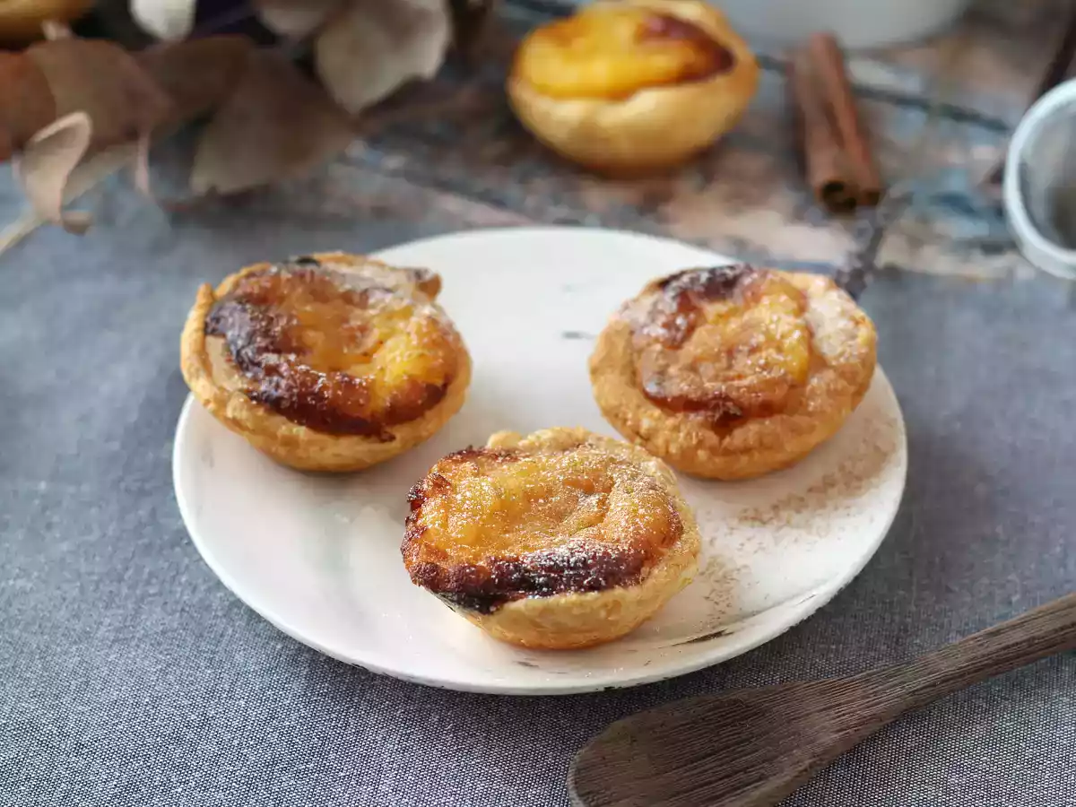 Pastéis de nata ve fritéze. Rychlý a snadný recept na tradiční portugalskou sladkost. - foto 5