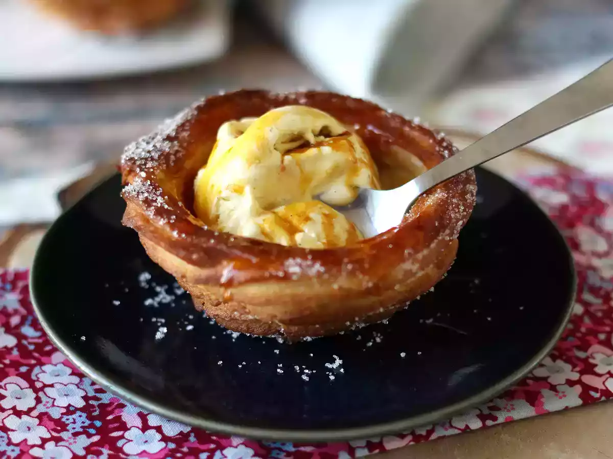 Pečené churros ve tvaru misky s bohatou polevou - foto 4