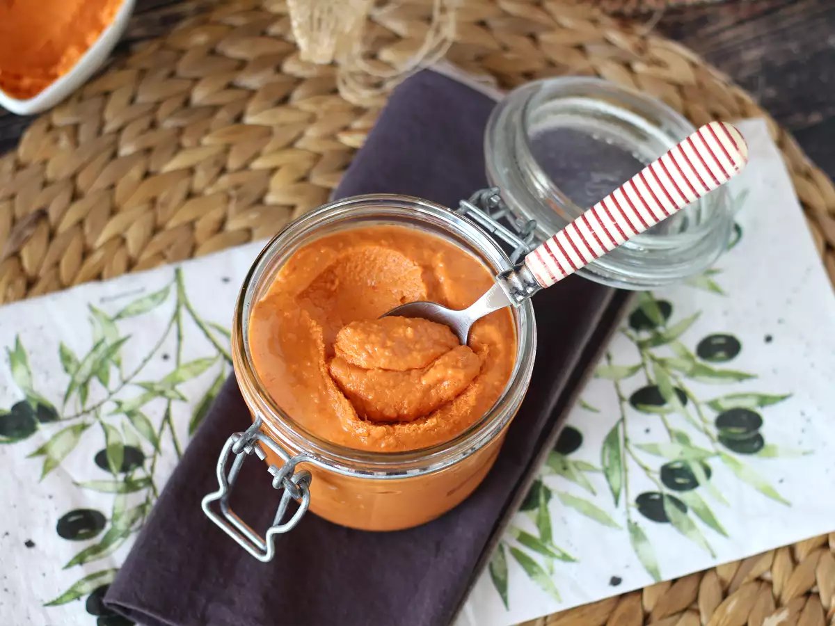 Pesto po kalábrijsku s krémovou burratou - foto 3